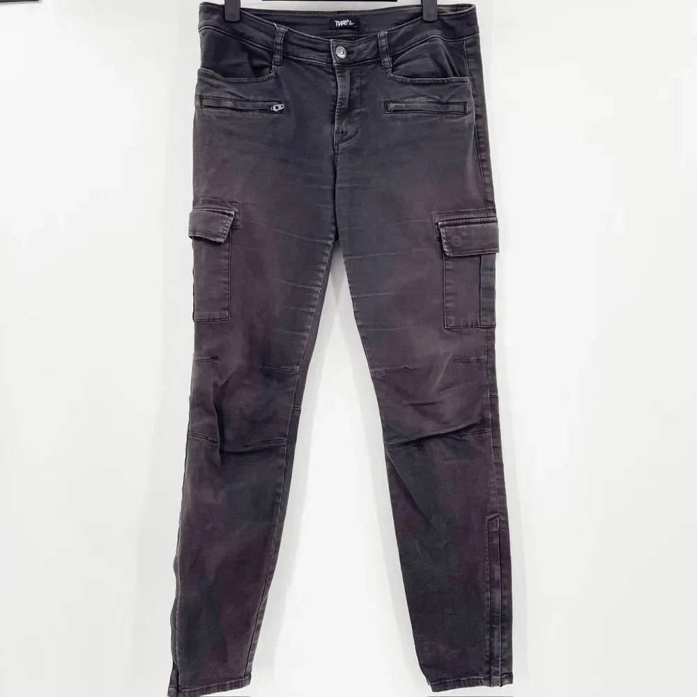 Aritzia‎ TNA Women's Black Mid Rise Classic Cargo Pants Size 8